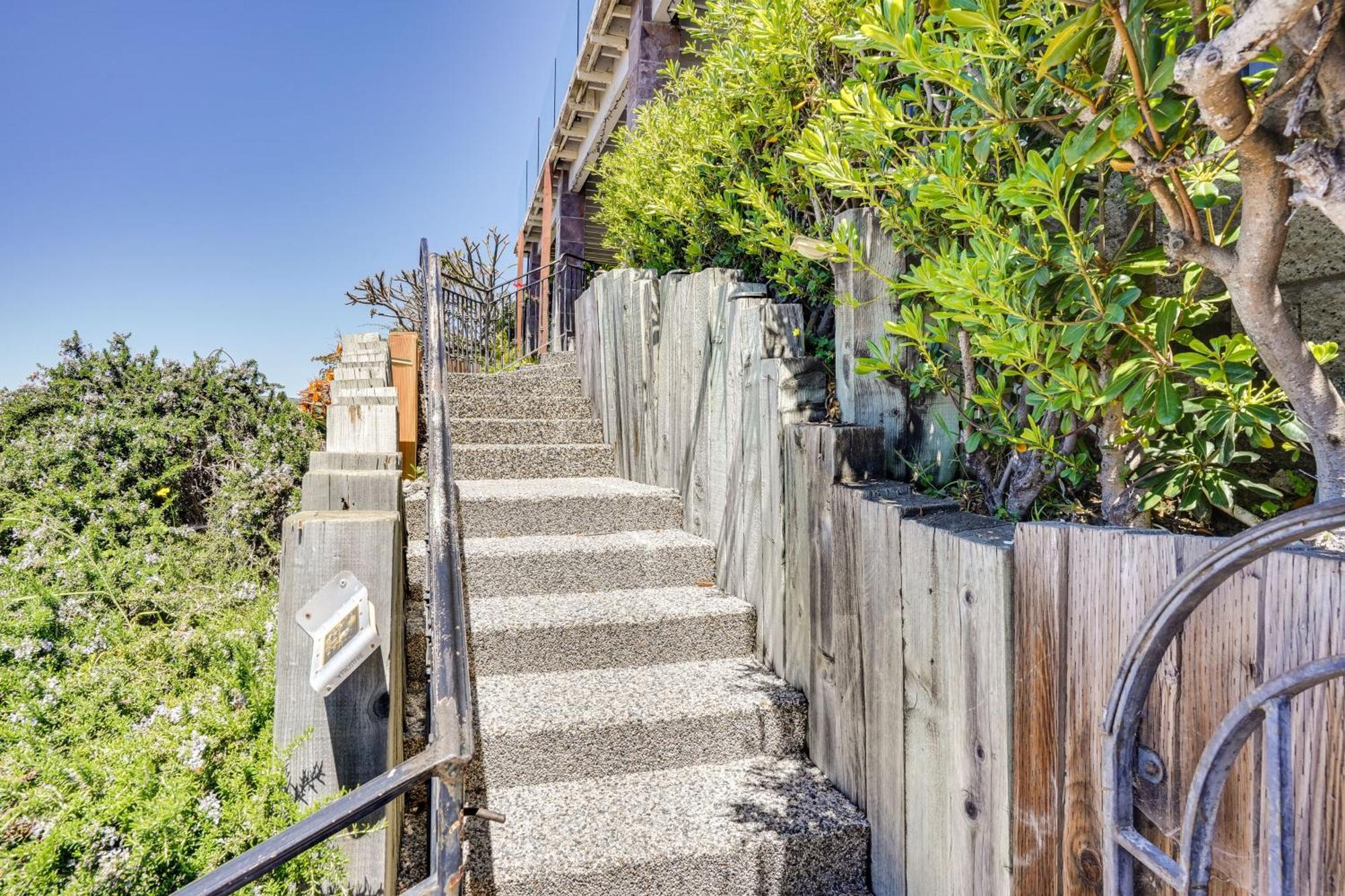 Laguna Beach Getaway With Patio And Clear Ocean Views! Экстерьер фото